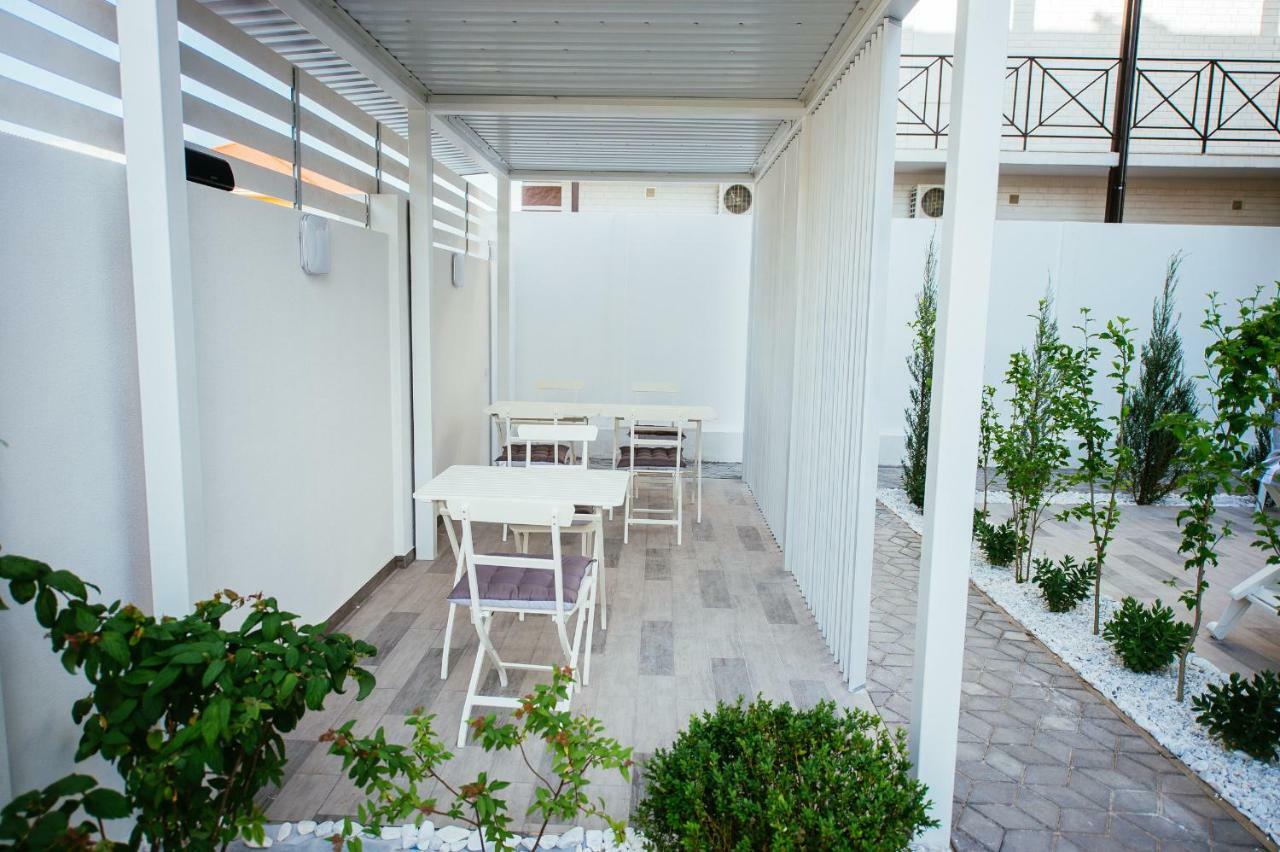 Hotel Zigzag Zatoka Exterior foto